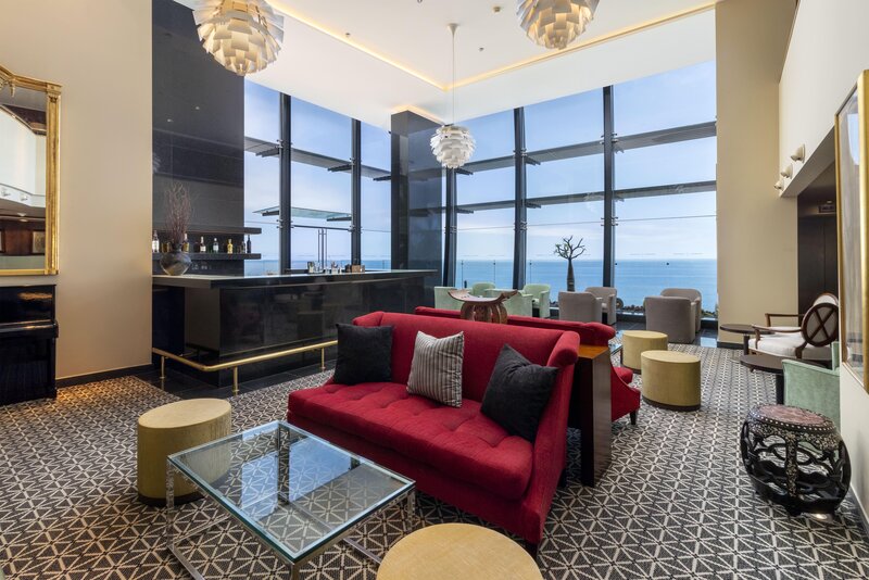 Royal Savoy Hotel 77