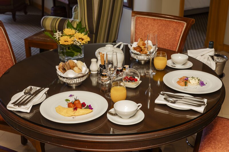 Royal Savoy Hotel 84