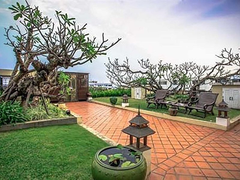 At Pingnakorn Hotel Nimmanhaeminda Road 2