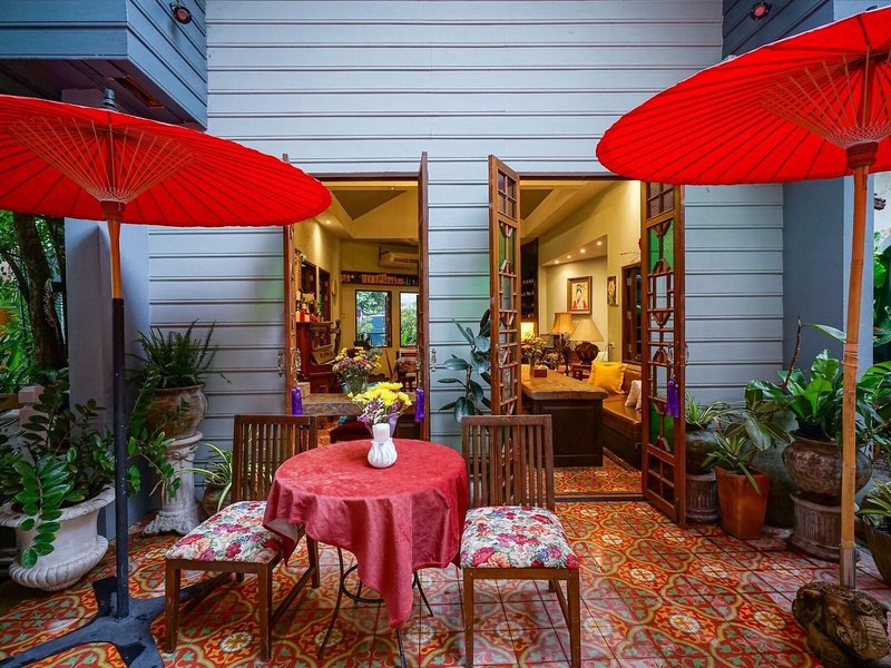 At Pingnakorn Hotel Nimmanhaeminda Road 25