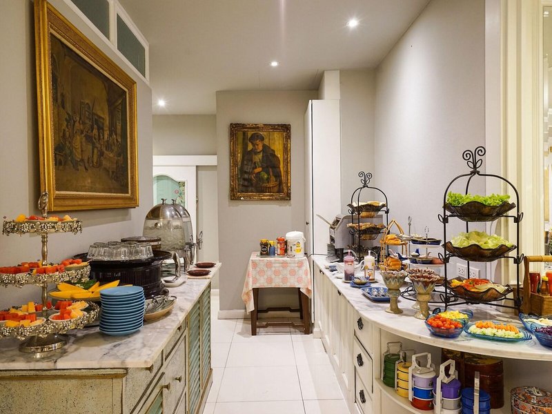 At Pingnakorn Hotel Nimmanhaeminda Road 27