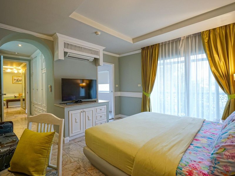 At Pingnakorn Hotel Nimmanhaeminda Road 31