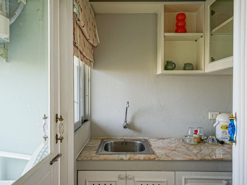 At Pingnakorn Hotel Nimmanhaeminda Road 39