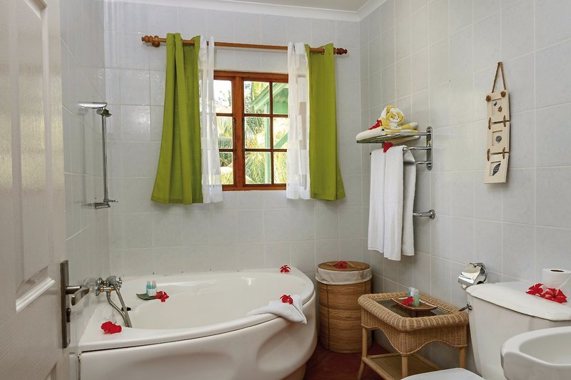 L'Habitation Cerf Island 9