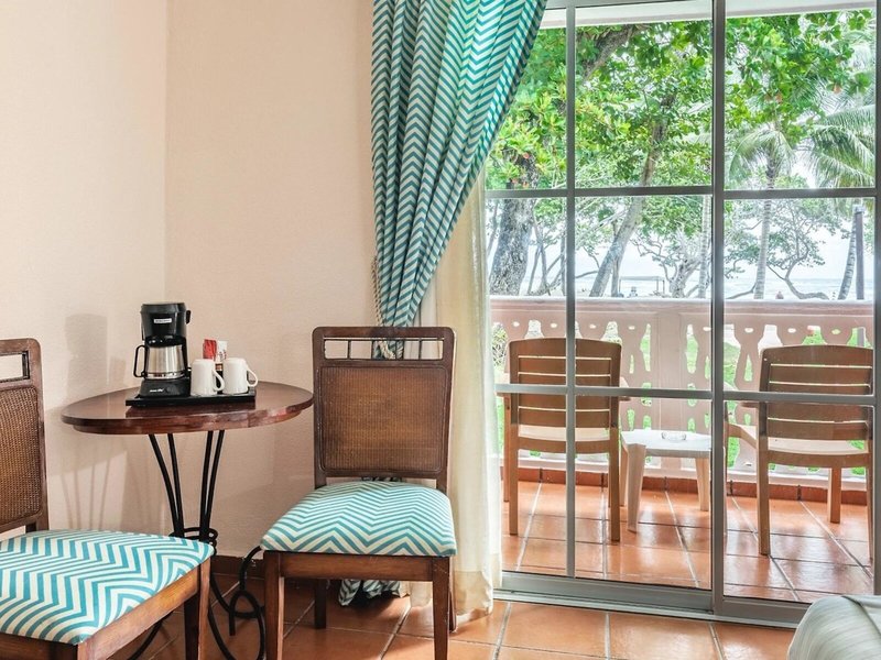 Be Live Collection Marien 38 - Room Example