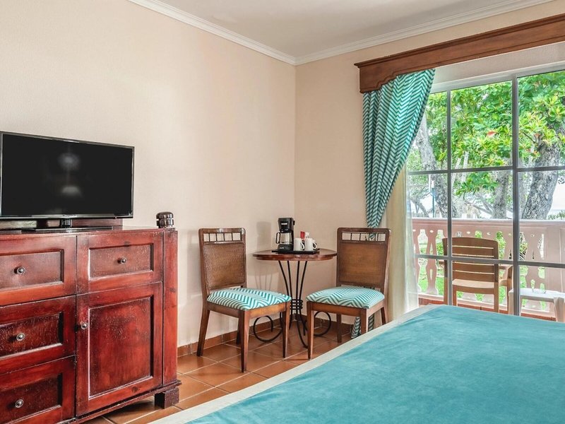 Be Live Collection Marien 41 - Room Example