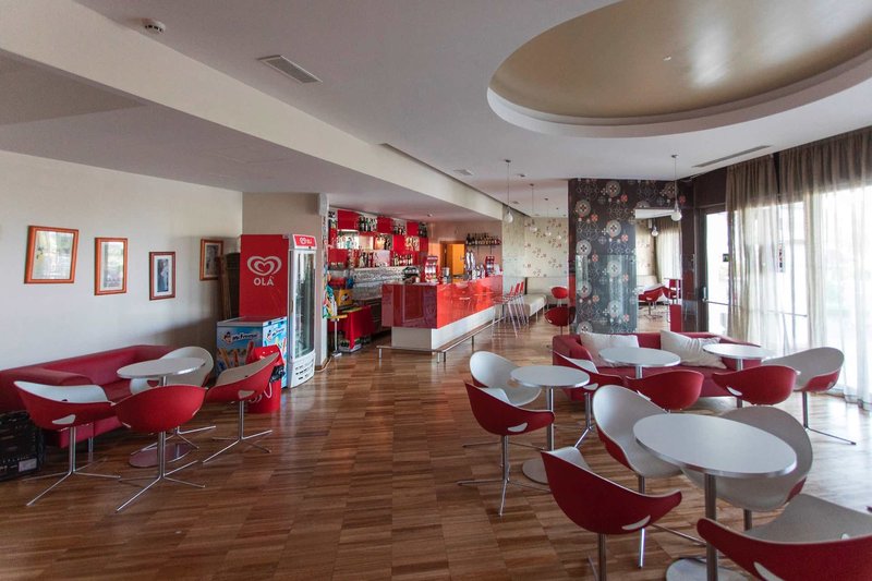 Alfagar Aparthotel 13