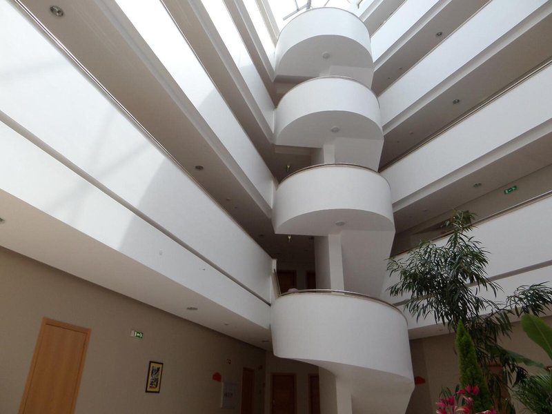 Alfagar Aparthotel 3