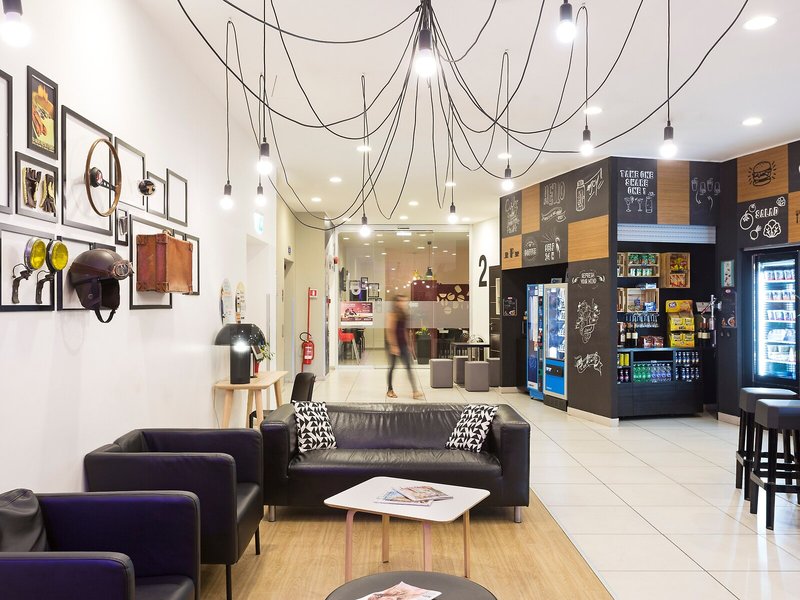 B&B HOTEL Milano Monza 4 - Lounge / Lobby