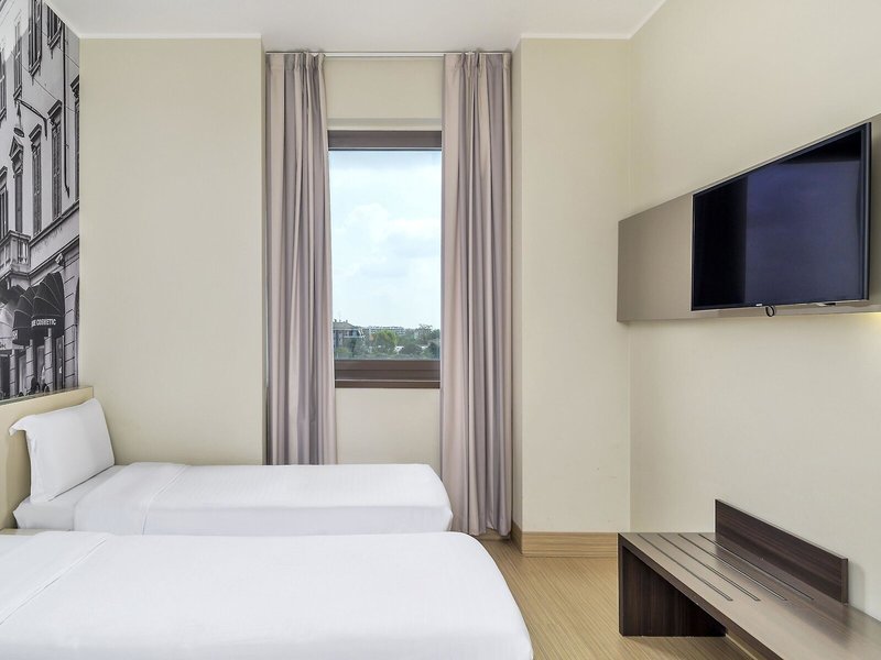 B&B HOTEL Milano Monza 30 - Room Example
