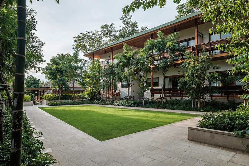 Banana Fan Sea Resort 4