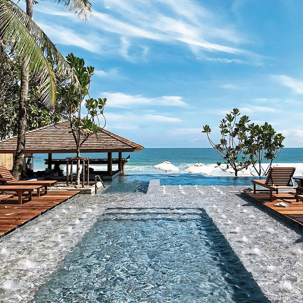 Banana Fan Sea Resort 10