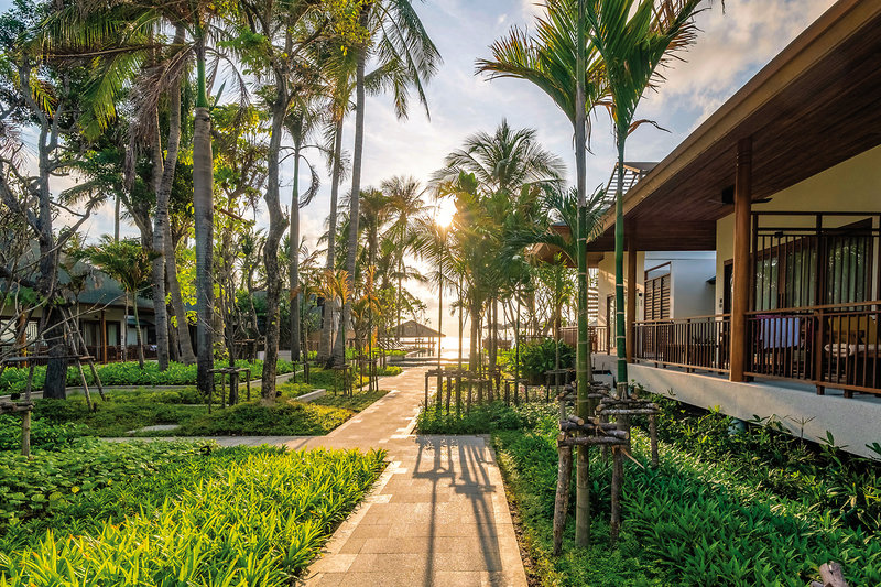 Banana Fan Sea Resort 11