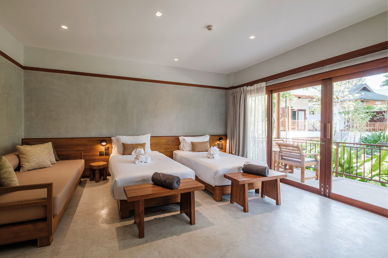 Banana Fan Sea Resort 23