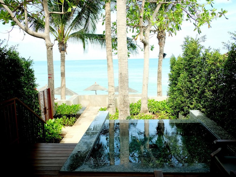 Banana Fan Sea Resort 16