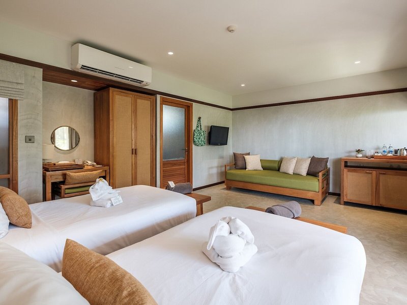 Banana Fan Sea Resort 26