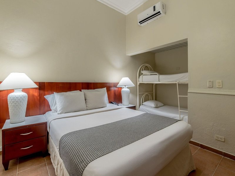 Hodelpa Caribe Colonial 37 - Room Example