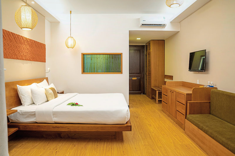 Bamboo Village Beach Resort & Spa 16