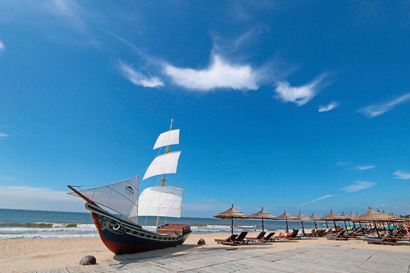 Bamboo Village Beach Resort & Spa 14