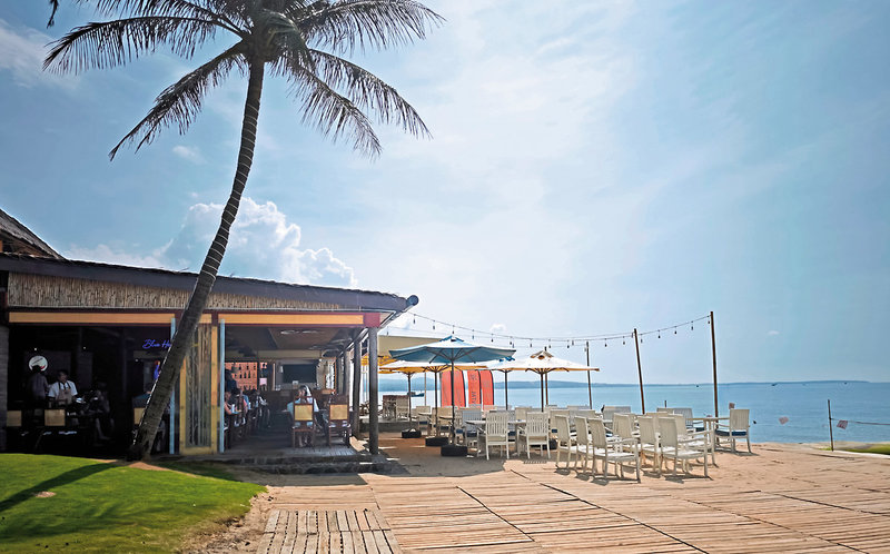 Bamboo Village Beach Resort & Spa 13