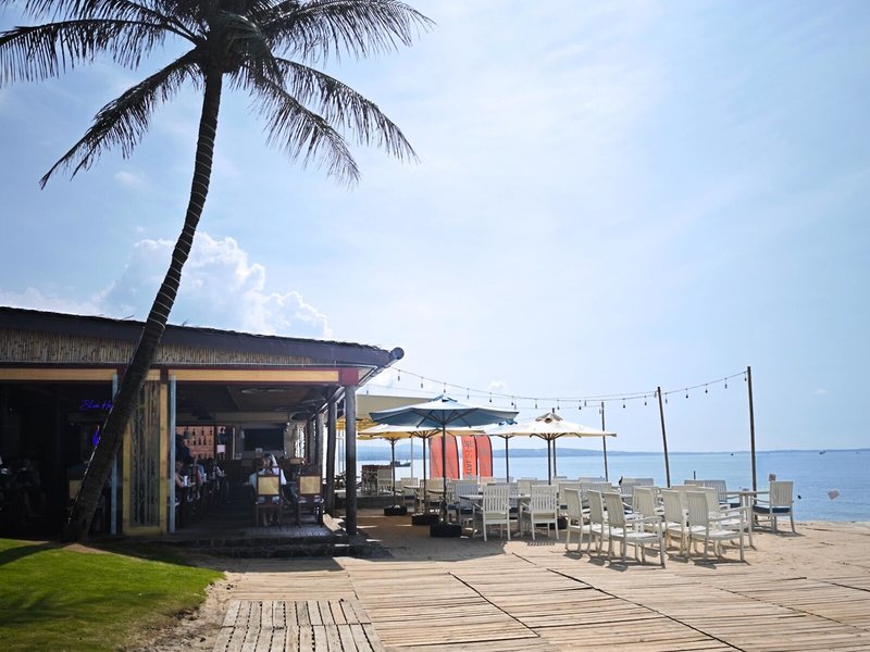 Bamboo Village Beach Resort & Spa 18