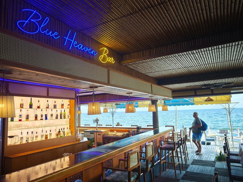 Bamboo Village Beach Resort & Spa 20