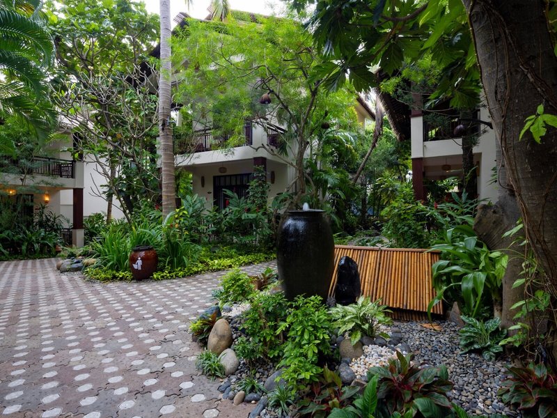 Bamboo Village Beach Resort & Spa 24