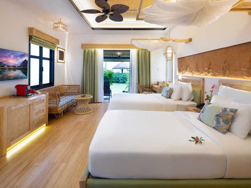 Bamboo Village Beach Resort & Spa 35
