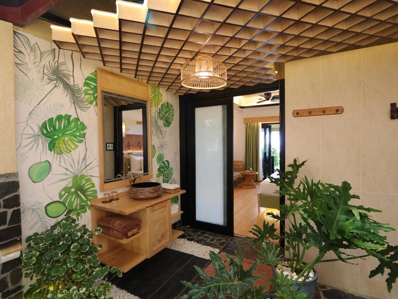 Bamboo Village Beach Resort & Spa 40