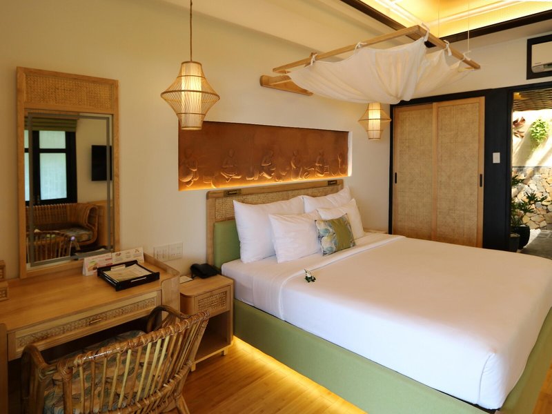 Bamboo Village Beach Resort & Spa 42