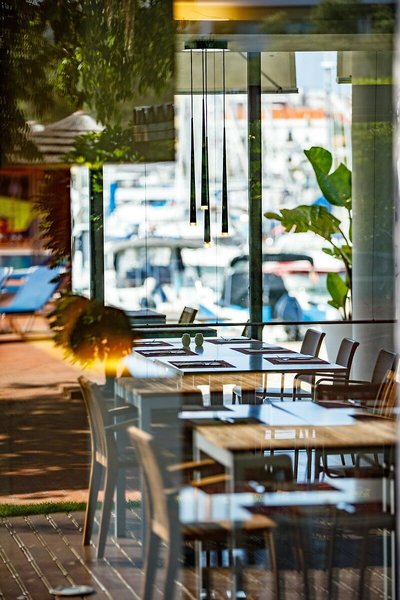 Suite Hotel Marina Club 18