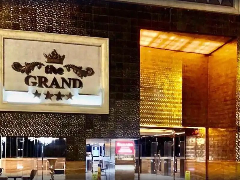 Best Western Grand 5