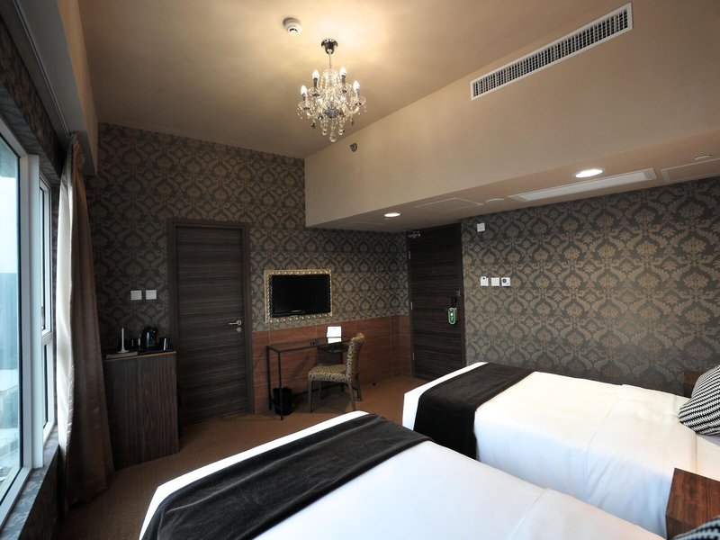 Best Western Grand 14