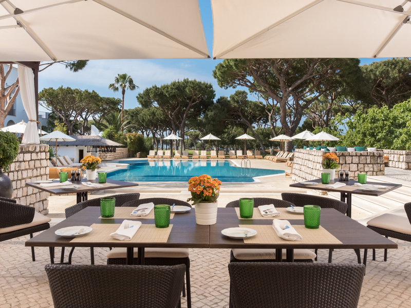 Pine Cliffs Hotel, a Luxury Collection Resort 11