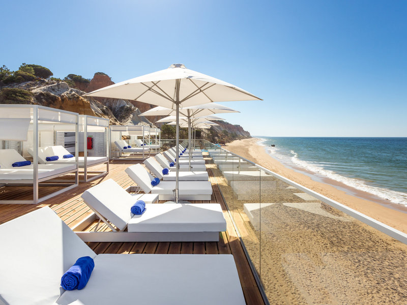 Pine Cliffs Hotel, a Luxury Collection Resort 12