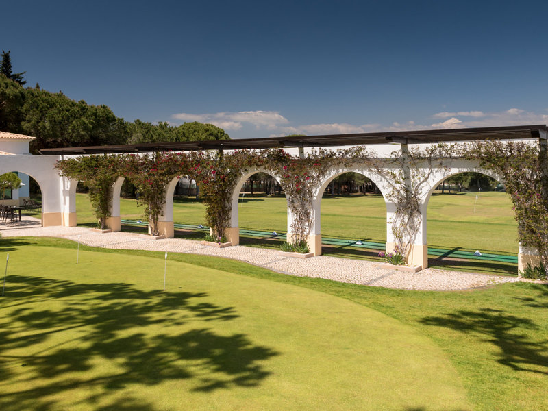 Pine Cliffs Hotel, a Luxury Collection Resort 19