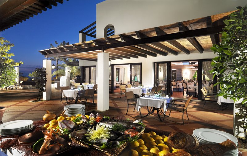 Pine Cliffs Residence, a Luxury Collection Resort 4