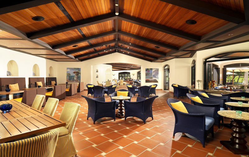 Pine Cliffs Residence, a Luxury Collection Resort 5