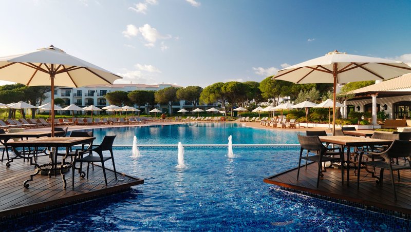 Pine Cliffs Residence, a Luxury Collection Resort 1