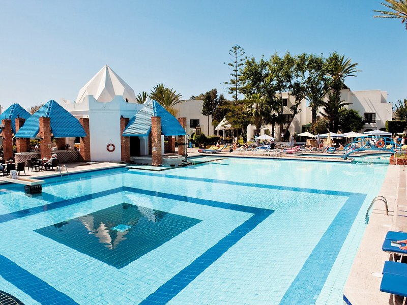 Caribbean Village Agador 15