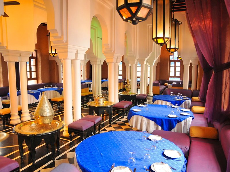 Caribbean Village Agador 24