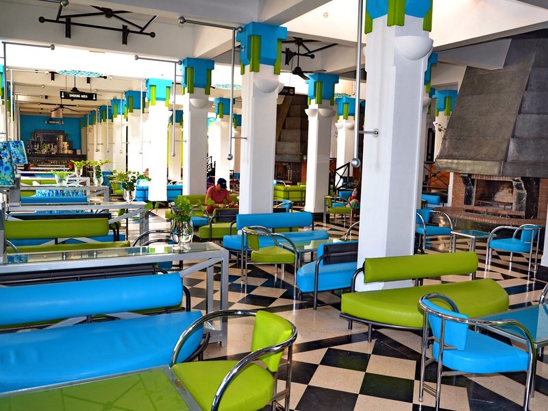 Club El Pueblo Tamlelt 23