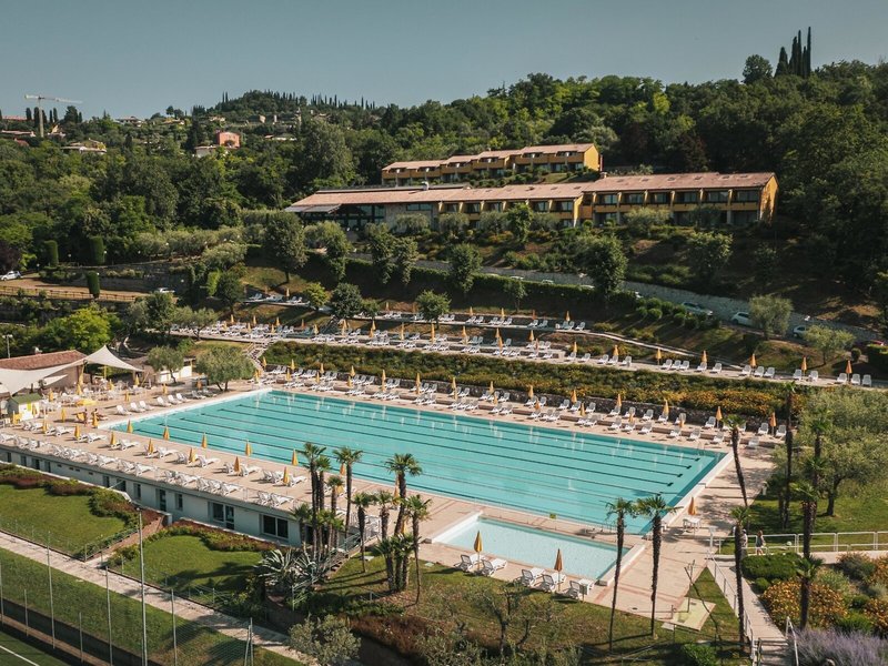 Poiano Garda Resort - Poiano Hotel 11 - Outdoor Pool