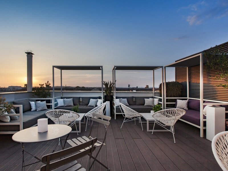 The Independent Hotel 3