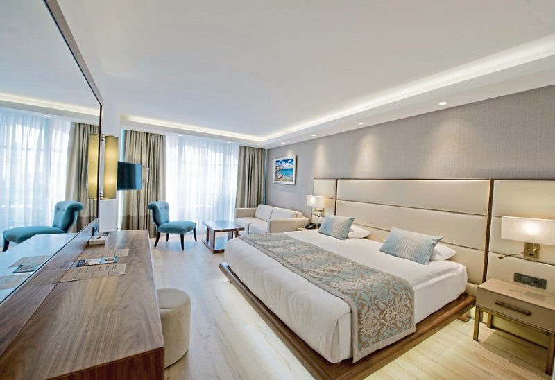 Liberty Lykia - Adults Only 2