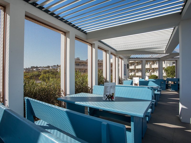 Hillside Studios & Apartments 19