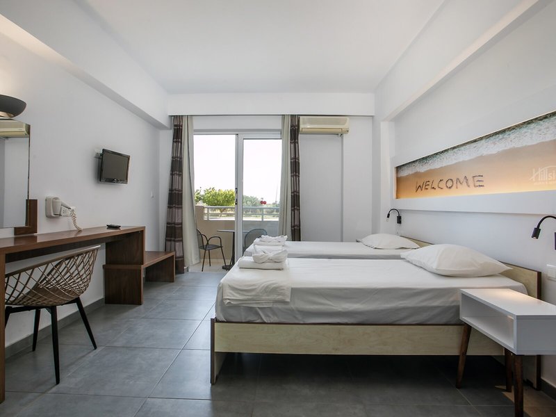 Hillside Studios & Apartments 34