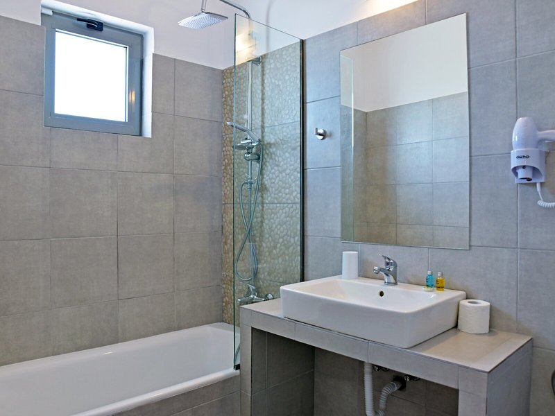 Hillside Studios & Apartments 49