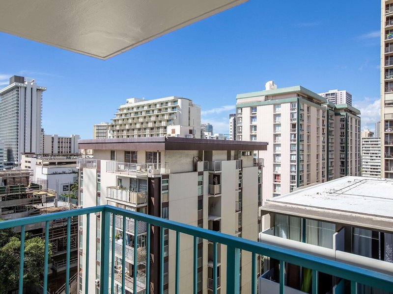 Aqua Aloha Surf Waikiki 2