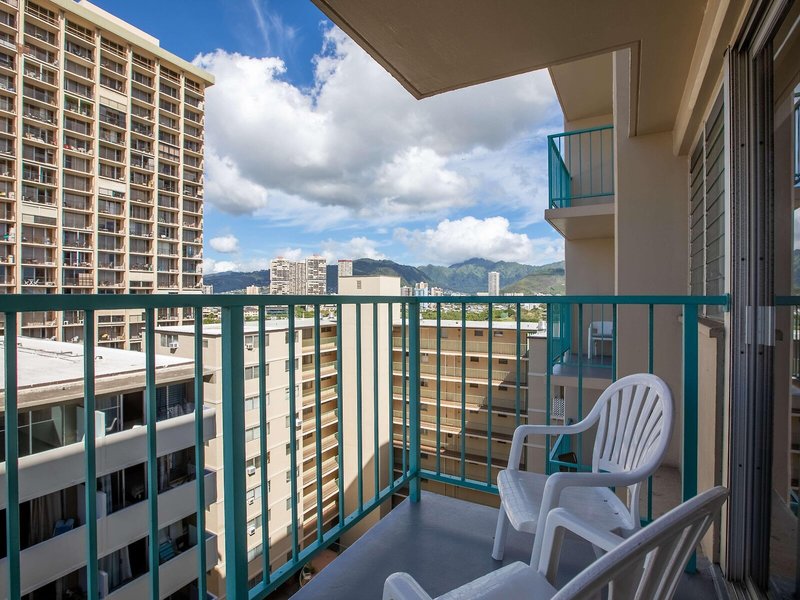 Aqua Aloha Surf Waikiki 3